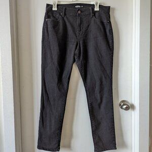 Old Navy's curvy skinny jean in dark wash